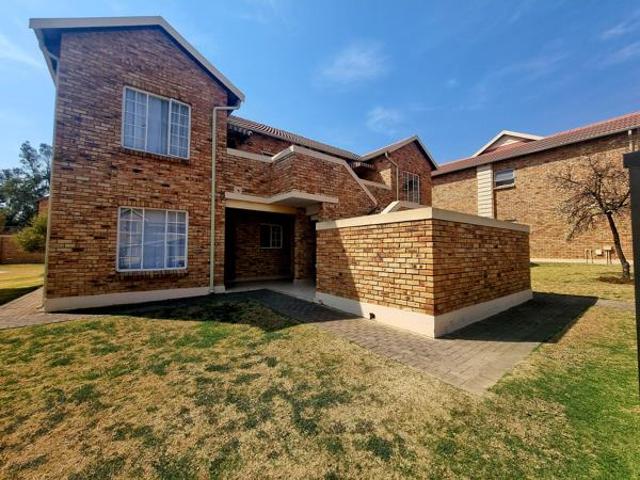 Apartment for sale in Westonaria, Gauteng
