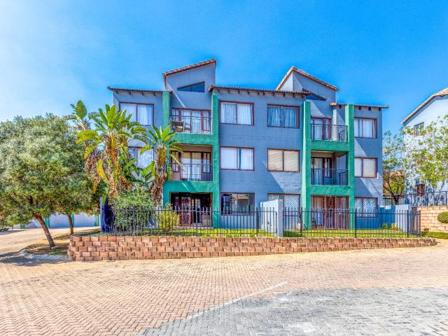 Apartment for sale in Nooitgedacht, Gauteng