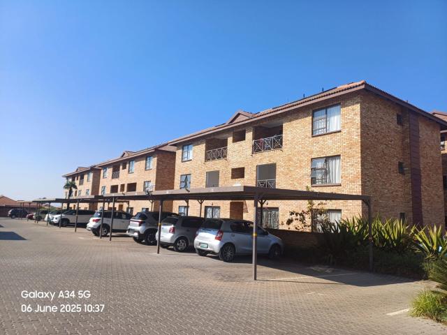 Apartment for sale in Nooitgedacht, Gauteng