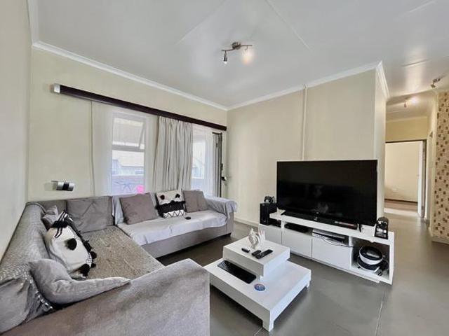 Apartment for rent in Nooitgedacht, Gauteng