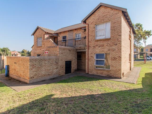 Apartment for rent in Nooitgedacht, Gauteng