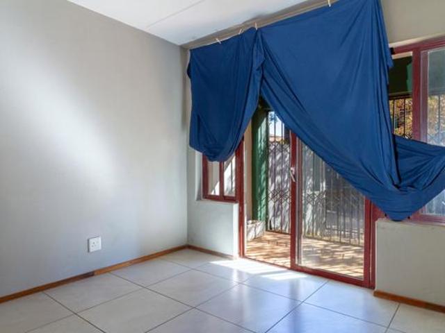 Apartment for sale in Westonaria, Gauteng