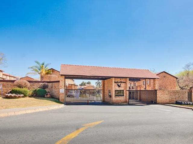 Apartment for sale in Westonaria, Gauteng