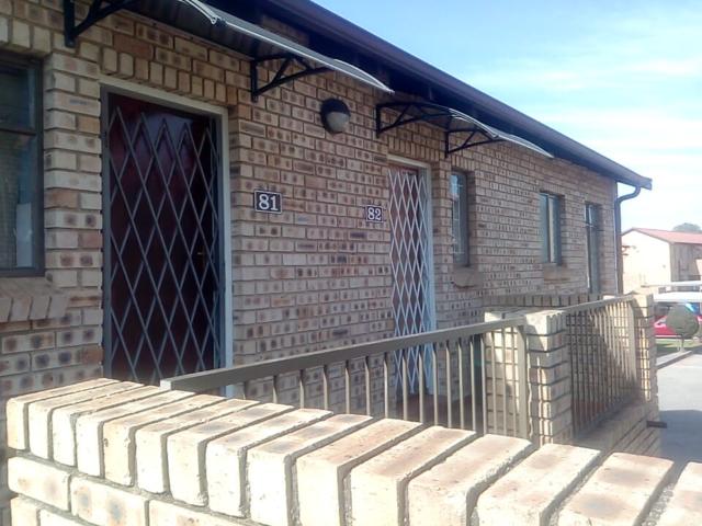Apartment for sale in Roodepoort