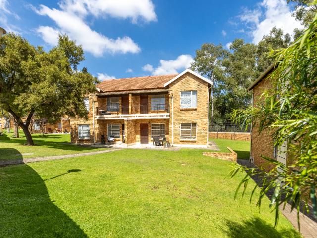 Apartment for sale in Nooitgedacht, Gauteng