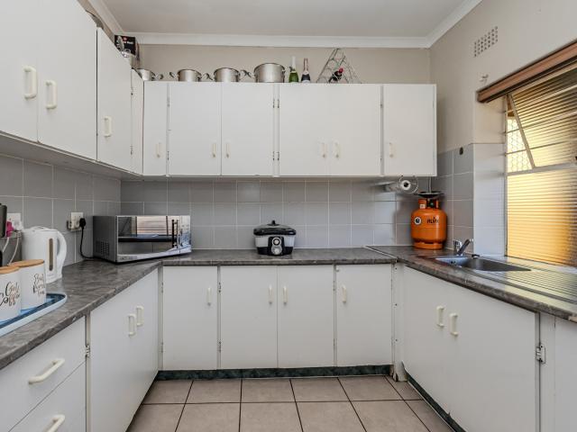 Apartment for sale in Nooitgedacht, Gauteng