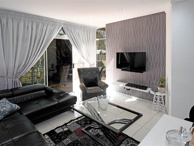 Apartment for sale in Vosloorus, Gauteng