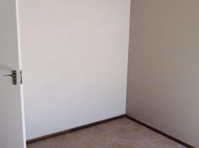 Apartment for sale in Nelson Mandela Bay Ward 18, Nelson Mandela Bay Metropolitan Municipality