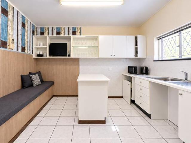 Apartment for sale in Nelson Mandela Bay Ward 18, Nelson Mandela Bay Metropolitan Municipality