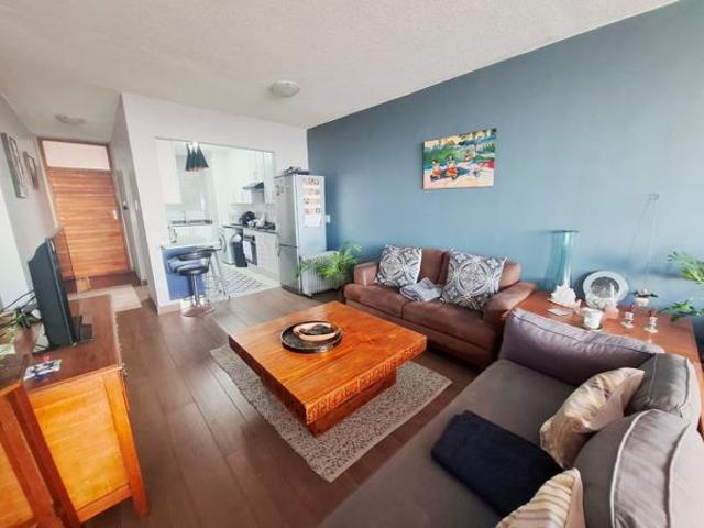 Apartment for sale in Nelson Mandela Bay Ward 18, Nelson Mandela Bay Metropolitan Municipality