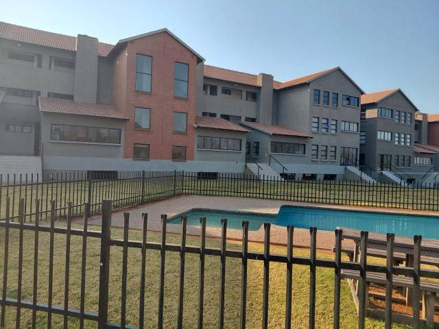 Apartment for rent in Ifafi, Hartbeespoort Dam Nature Reserve