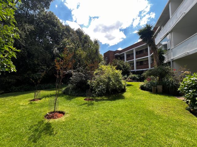 Apartment for rent in Sandton, City of Johannesburg Metropolitan Municipality