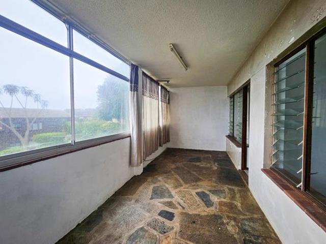 Apartment for rent in Seaview, Kwazulu-natal