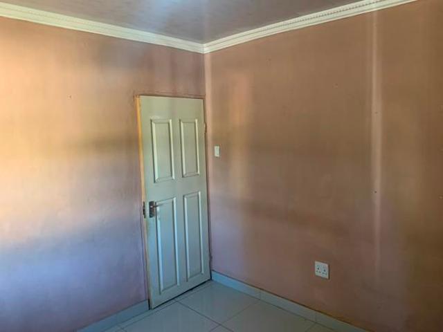 Apartment for rent in Seaview, Kwazulu-natal