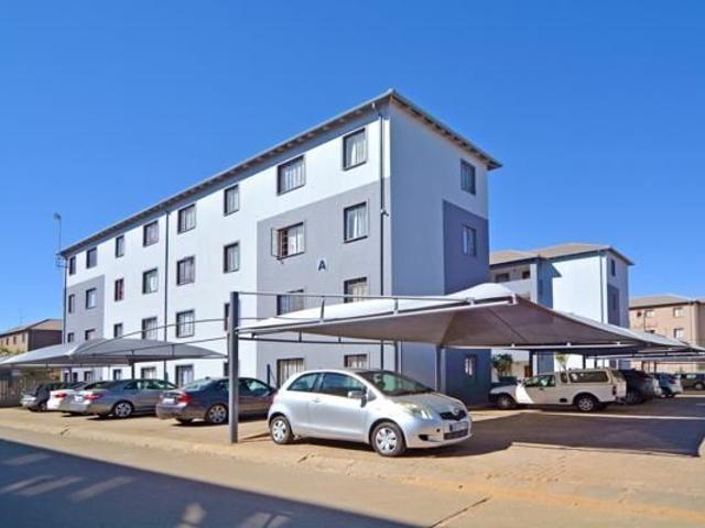 Apartment for rent in Jabulani, Soweto