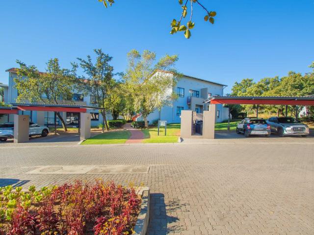 Apartment for sale in Nooitgedacht, Gauteng
