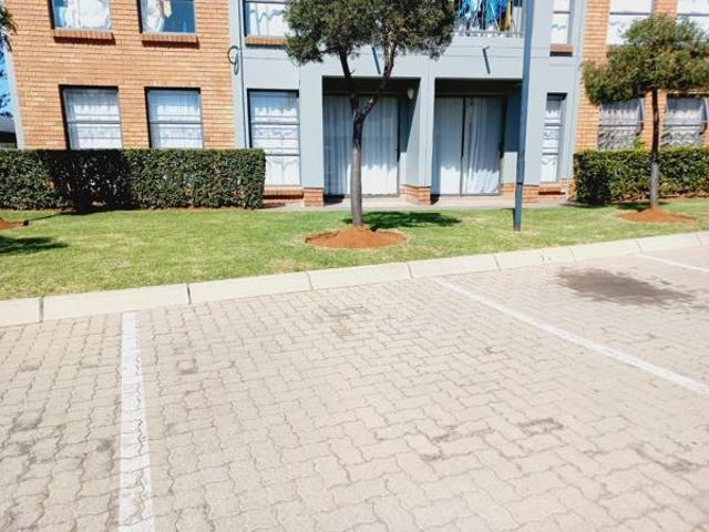 Apartment for rent in Jansenpark, City of Ekurhuleni Metropolitan Municipality