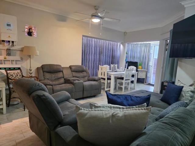 Apartment for sale in Cape St Francis, Eastern Cape
