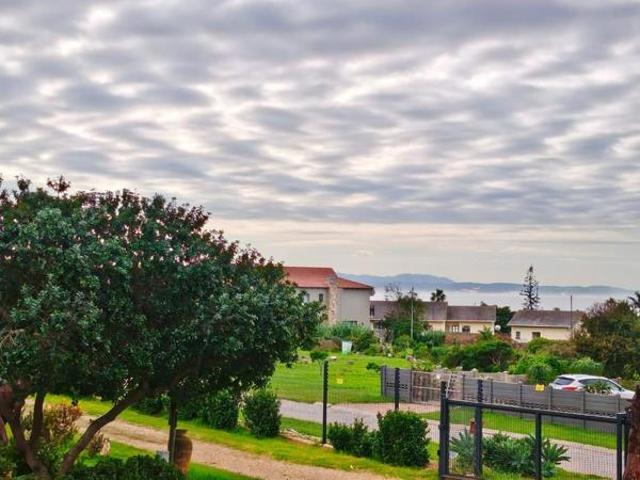 Apartment for sale in Cape St Francis, Eastern Cape