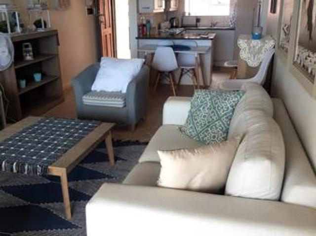 Apartment for sale in Jeffreys Bay, Kouga Local Municipality