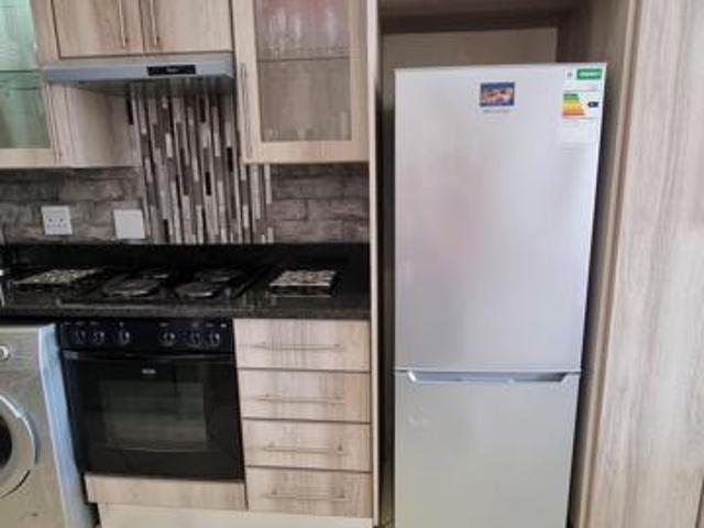 Apartment for rent in Jeffreys Bay, Kouga Local Municipality