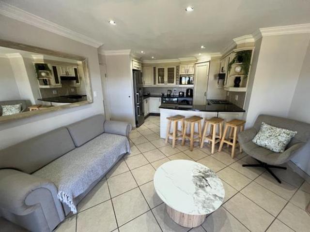 Apartment for sale in Jeffreys Bay, Kouga Local Municipality