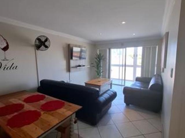 Apartment for rent in Jeffreys Bay, Kouga Local Municipality