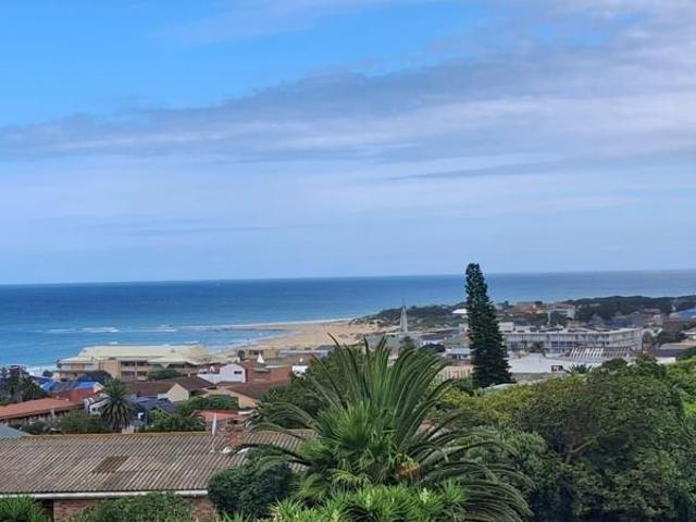 Apartment for sale in Jeffreys Bay, Kouga Local Municipality