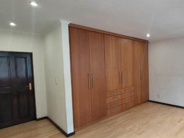 Apartment for sale in Johannesburg