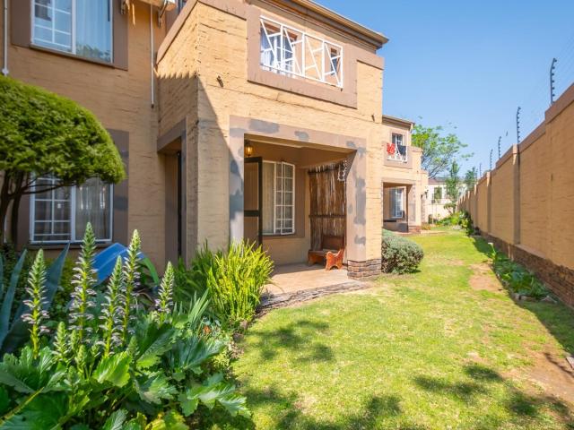 Apartment for sale in Lesedi Local Municipality, Gauteng
