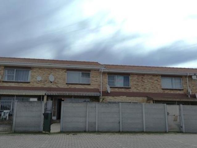 Apartment for sale in Port Elizabeth, Eastern Cape