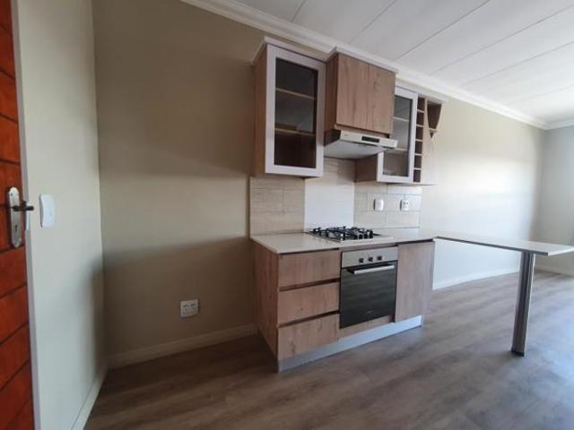 Apartment for rent in Waterkloof, Gauteng