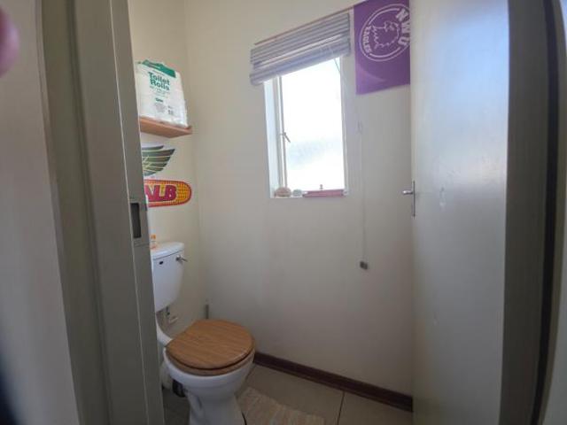 Apartment for sale in Dr Kenneth Kaunda, North West