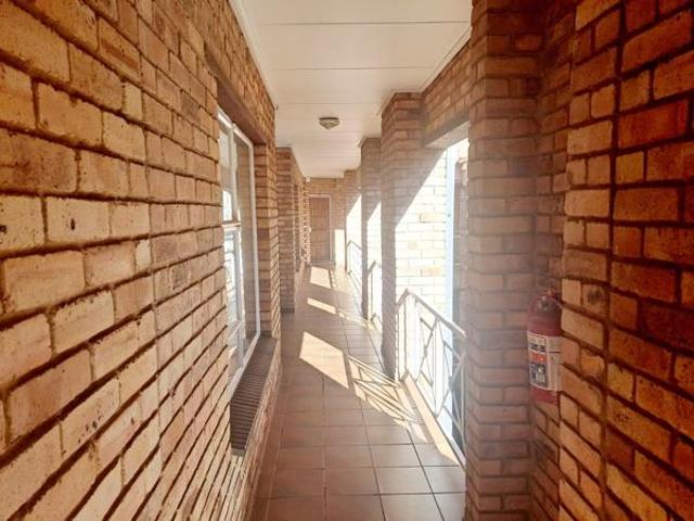 Apartment for sale in Dr Kenneth Kaunda, North West
