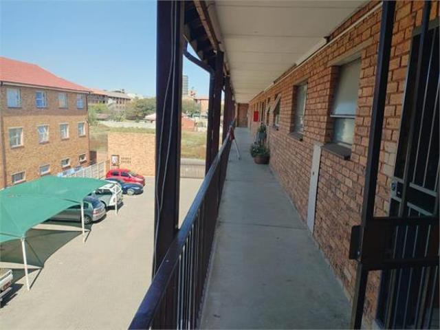 Apartment for rent in Jansenpark, City of Ekurhuleni Metropolitan Municipality