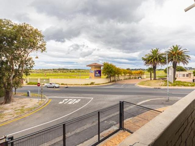 Apartment for sale in Cape Town, Western Cape