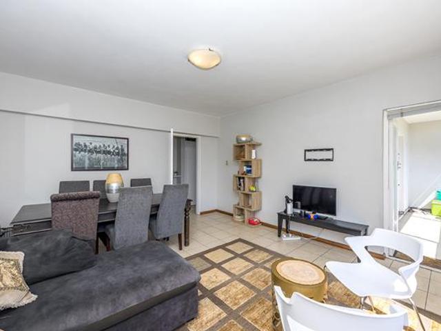 Apartment for sale in Cape Town, Western Cape