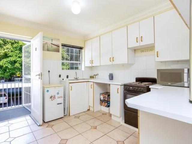 Apartment for rent in Kenilworth, Cape Town