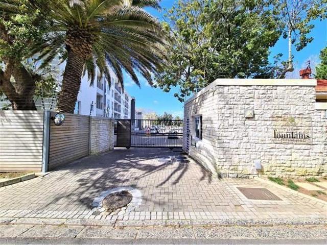 Apartment for rent in Kenilworth, Cape Town