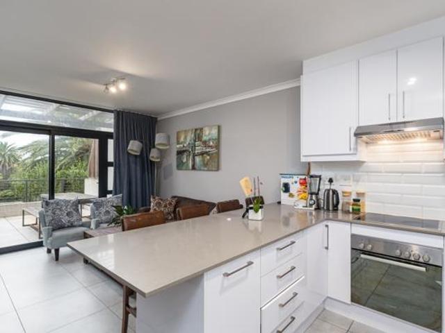 Apartment for sale in Cape Town, Western Cape