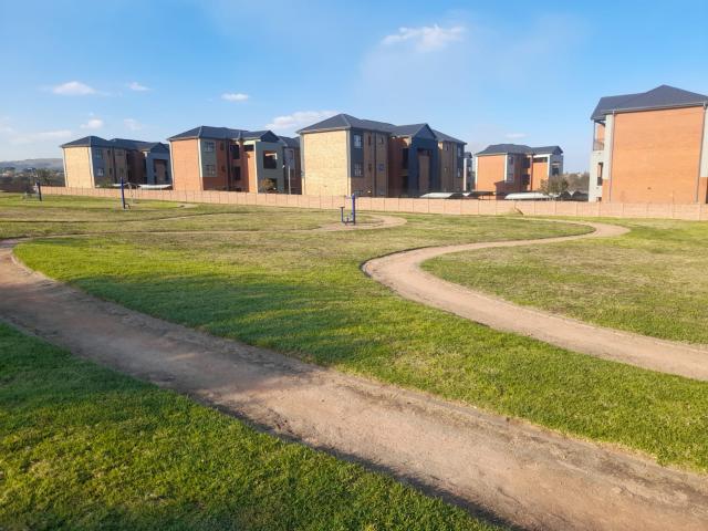 Apartment for sale in Vosloorus, Gauteng