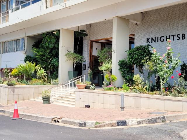 Apartment for sale in Vosloorus, Gauteng