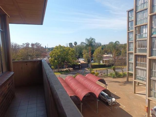 Apartment for rent in Waterkloof, Gauteng