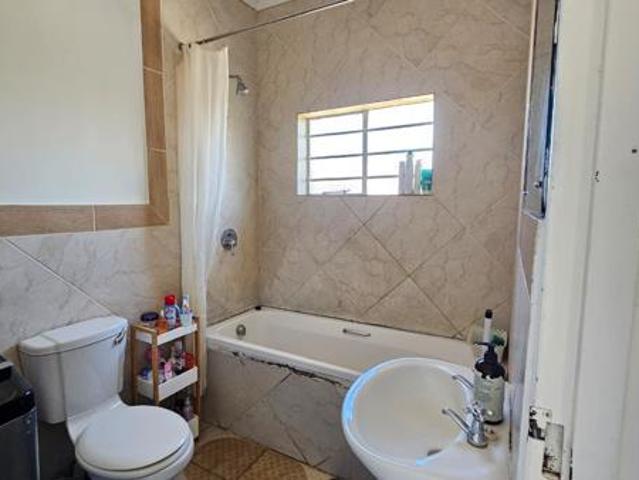 Apartment for sale in Frances Baard, Northern Cape