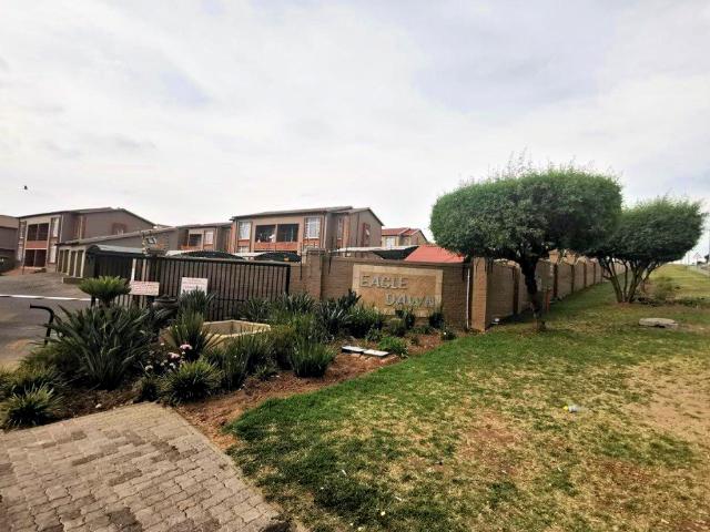 Apartment for sale in Nooitgedacht, Gauteng