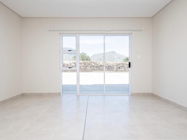 Apartment for rent in Onverwacht, Western Cape