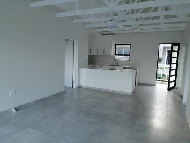 Apartment for rent in Seaview, Kwazulu-natal