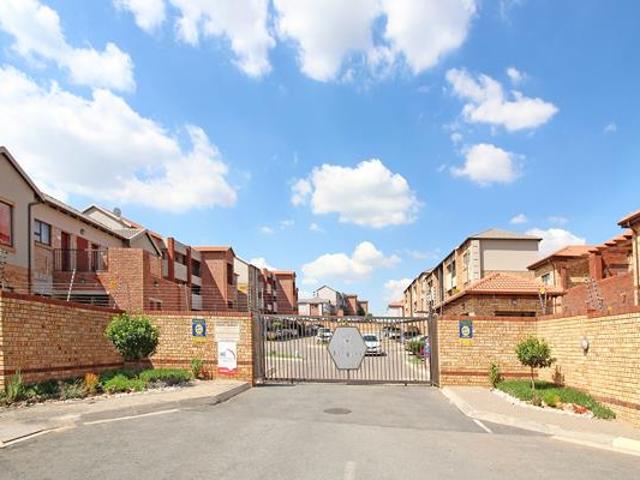 Apartment for sale in Westonaria, Gauteng