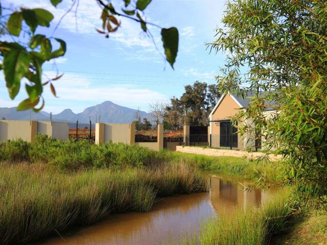 Apartment for sale in Groot Brak Rivier, Western Cape