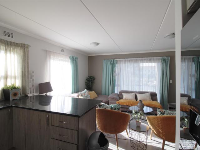 Apartment for sale in Kraaifontein, Western Cape